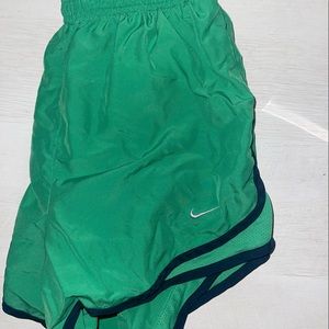Nike Shorts S